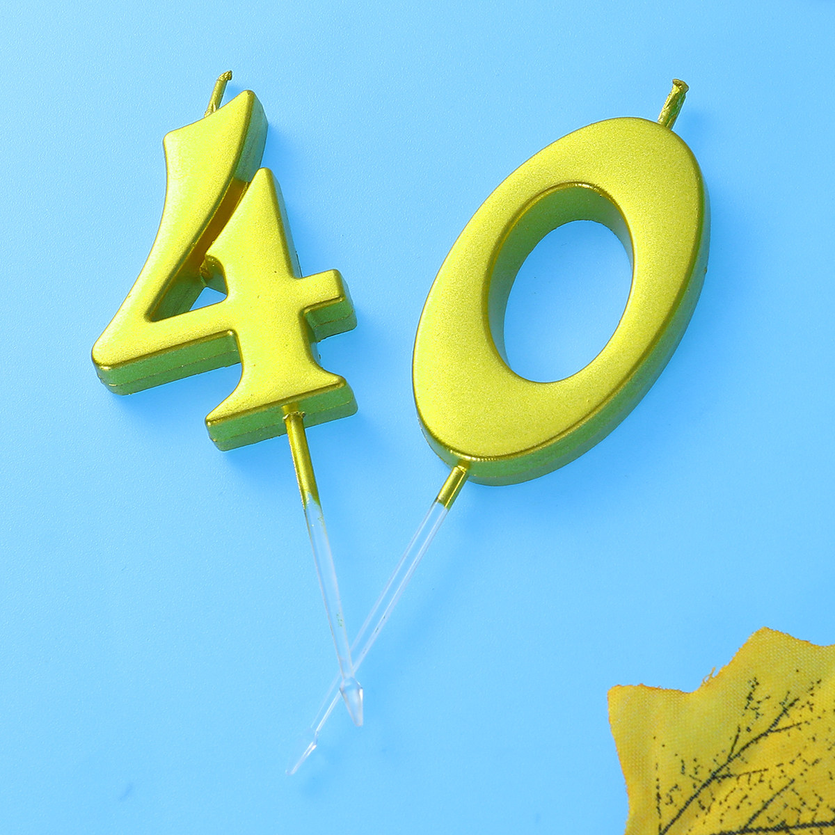 安全なエコパラフィン製の金色の数字「40」のバースデーキャン - Candle Supplies Free Shipping のレビューと価格